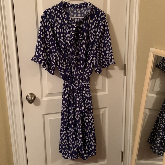 EUC Shein blue & white belted elastic waist v-neck collar with tie dress 4XL - Picture 2 of 13